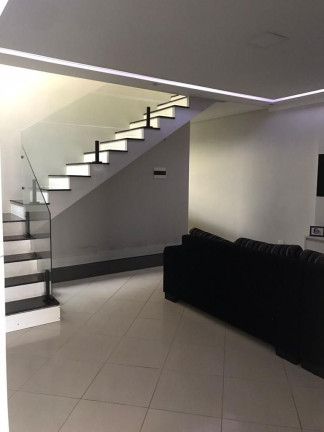 Imagem Sobrado com 3 Quartos à Venda, 135 m² em Residencial Santa Paula - Jacareí Imagem Sobrado com 3 Quartos à Venda, 135 m² em Residencial Santa Paula - Jacareí