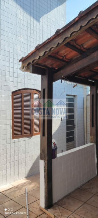 Imagem Casa com 2 Quartos à Venda, 90 m² Imagem Casa com 2 Quartos à Venda, 90 m²