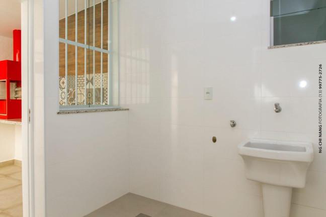 Imagem Casa com 4 Quartos à Venda, 150 m² em Encruzilhada - Santos Imagem Casa com 4 Quartos à Venda, 150 m² em Encruzilhada - Santos