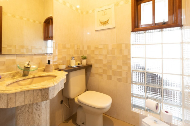 Imagem Casa com 3 Quartos à Venda, 190 m² em Rubem Berta - Porto Alegre Imagem Casa com 3 Quartos à Venda, 190 m² em Rubem Berta - Porto Alegre