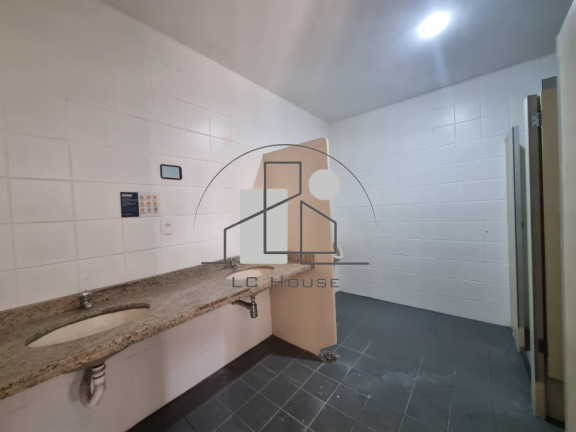 Sala Comercial à Venda, 142 m² em Santo Amaro - São Paulo