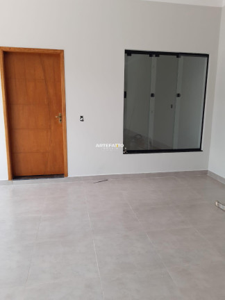 Imagem Casa com 3 Quartos à Venda, 167 m² Imagem Casa com 3 Quartos à Venda, 167 m²