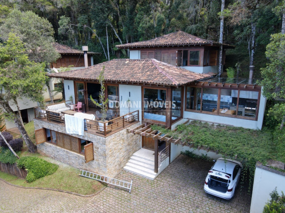 Imagem Casa com 4 Quartos à Venda, 375 m² em Região Do Vale Encantado - Campos Do Jordão Imagem Casa com 4 Quartos à Venda, 375 m² em Região Do Vale Encantado - Campos Do Jordão
