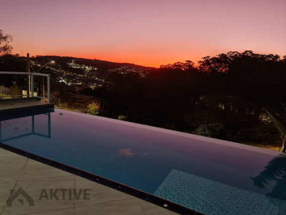 Imagem Casa de Condomínio com 3 Quartos à Venda, 320 m² em Granja Caiapiá - Cotia Imagem Casa de Condomínio com 3 Quartos à Venda, 320 m² em Granja Caiapiá - Cotia
