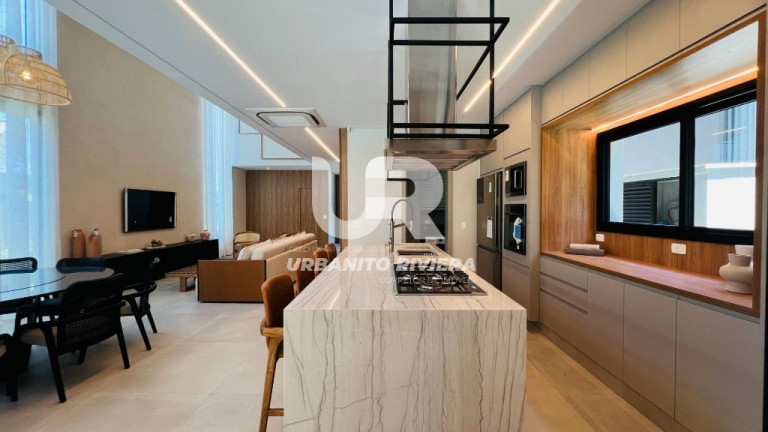 Imagem Casa com 6 Quartos à Venda, 379 m² em Riviera | Módulo 16 - Bertioga Imagem Casa com 6 Quartos à Venda, 379 m² em Riviera | Módulo 16 - Bertioga