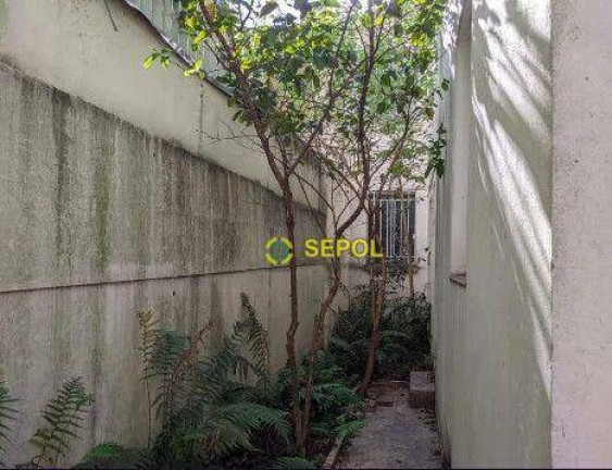 Imagem Casa com 6 Quartos à Venda ou Locação, 197 m² em Centro - Santo André Imagem Casa com 6 Quartos à Venda ou Locação, 197 m² em Centro - Santo André