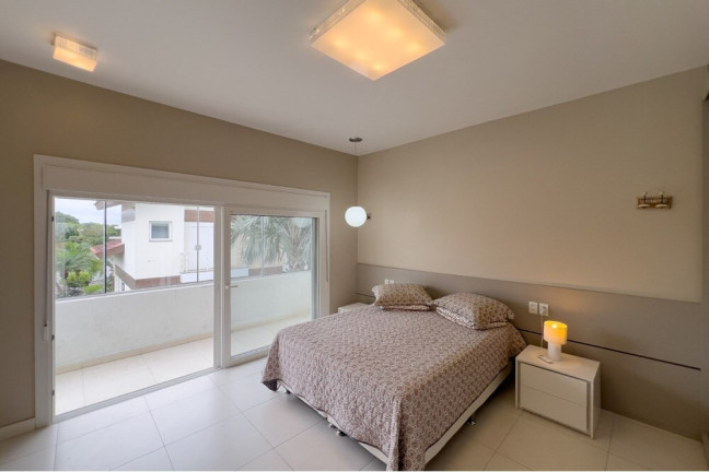 Imagem Casa de Condomínio com 5 Quartos à Venda, 390 m² em Praia De Atlântida - Xangri-lá Imagem Casa de Condomínio com 5 Quartos à Venda, 390 m² em Praia De Atlântida - Xangri-lá