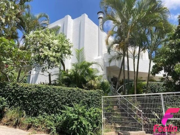 Imagem Casa com 3 Quartos à Venda, 390 m² em Lagoa Da Conceição - Florianópolis Imagem Casa com 3 Quartos à Venda, 390 m² em Lagoa Da Conceição - Florianópolis