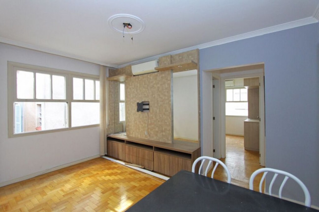 Imagem Imóvel com 1 Quarto à Venda, 43 m² em Praia De Belas - Porto Alegre Imagem Imóvel com 1 Quarto à Venda, 43 m² em Praia De Belas - Porto Alegre