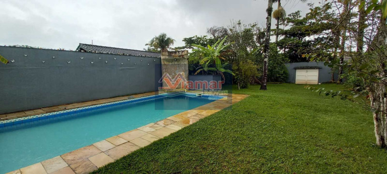 Imagem Casa com 4 Quartos à Venda, 338 m² em Jardim Virgínia - Guarujá Imagem Casa com 4 Quartos à Venda, 338 m² em Jardim Virgínia - Guarujá