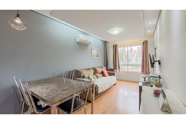 Imagem Casa com 2 Quartos à Venda, 55 m² em Restinga - Porto Alegre Imagem Casa com 2 Quartos à Venda, 55 m² em Restinga - Porto Alegre