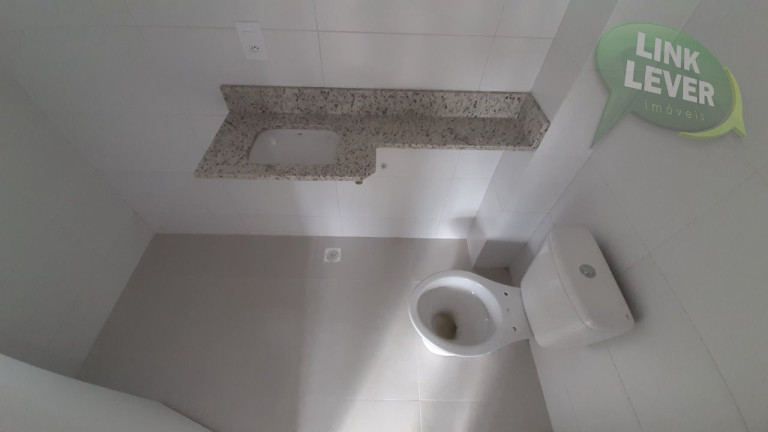 Imagem Sobrado com 3 Quartos à Venda, 100 m² em Santa Cândida - Curitiba
