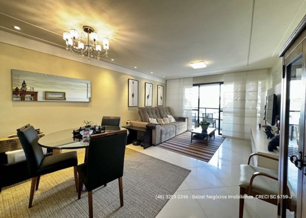 Imagem Apartamento com 4 Quartos à Venda, 178 m² em Centro - Florianópolis Imagem Apartamento com 4 Quartos à Venda, 178 m² em Centro - Florianópolis