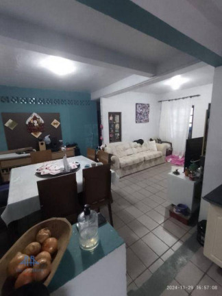 Casa com 3 Quartos à Venda, 255 m² em Monte Verde - Florianópolis