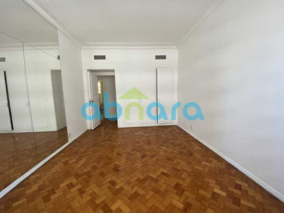 Imagem Apartamento com 4 Quartos à Venda, 306 m² em Copacabana - Rio De Janeiro Imagem Apartamento com 4 Quartos à Venda, 306 m² em Copacabana - Rio De Janeiro