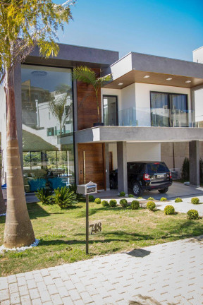 Imagem Casa com 3 Quartos à Venda, 330 m² em Alphaville - Santana De Parnaíba Imagem Casa com 3 Quartos à Venda, 330 m² em Alphaville - Santana De Parnaíba