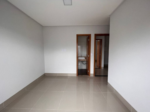 Imagem Sobrado com 3 Quartos à Venda, 176 m² em Setor Três Marias - Goiânia Imagem Sobrado com 3 Quartos à Venda, 176 m² em Setor Três Marias - Goiânia