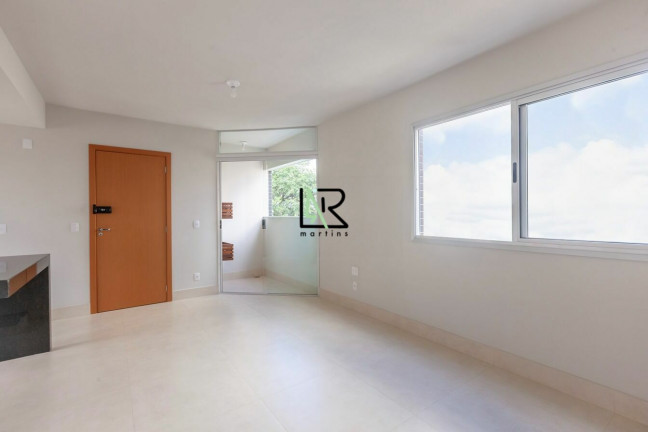 Imagem Apartamento com 3 Quartos à Venda, 77 m² em Santo Antônio - Belo Horizonte Imagem Apartamento com 3 Quartos à Venda, 77 m² em Santo Antônio - Belo Horizonte