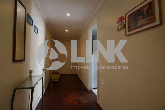 Imagem Apartamento com 4 Quartos à Venda, 126 m² em Centro Histórico - Porto Alegre Imagem Apartamento com 4 Quartos à Venda, 126 m² em Centro Histórico - Porto Alegre