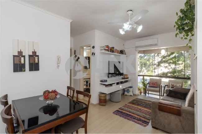 Imagem Apartamento com 1 Quarto à Venda, 44 m² em Jardim Do Salso - Porto Alegre Imagem Apartamento com 1 Quarto à Venda, 44 m² em Jardim Do Salso - Porto Alegre
