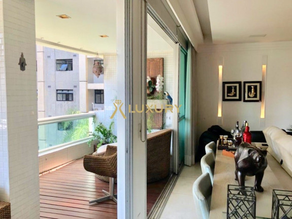 Imagem Imóvel com 3 Quartos à Venda, 182 m² em Lourdes - Belo Horizonte Imagem Imóvel com 3 Quartos à Venda, 182 m² em Lourdes - Belo Horizonte