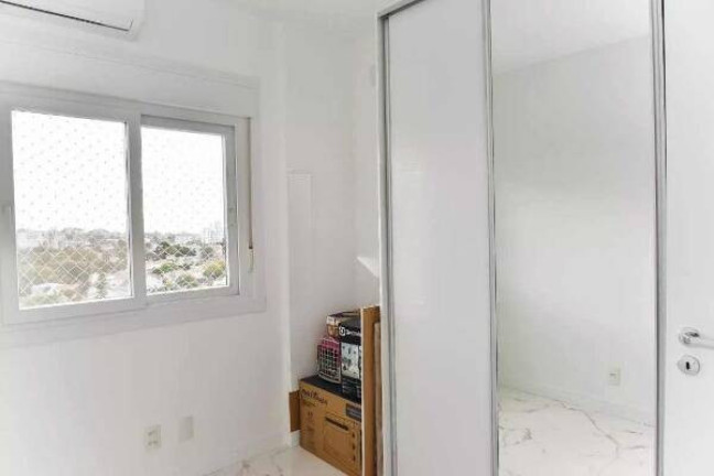 Imagem Apartamento com 3 Quartos à Venda,  em Porto Alegre