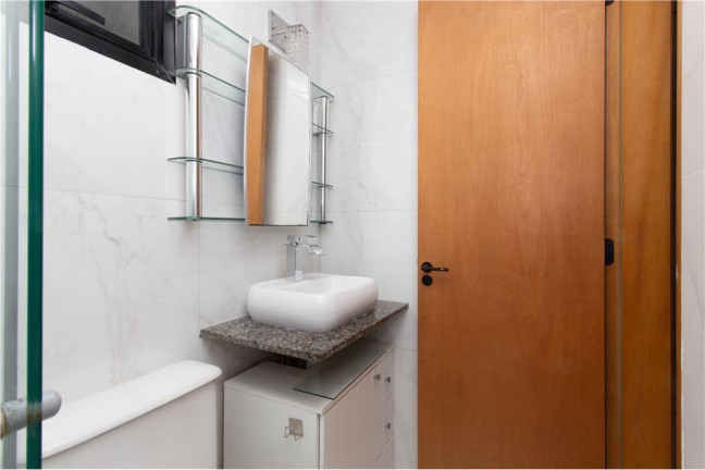 Imagem Imóvel com 3 Quartos à Venda, em Moema - São Paulo Imagem Imóvel com 3 Quartos à Venda, em Moema - São Paulo