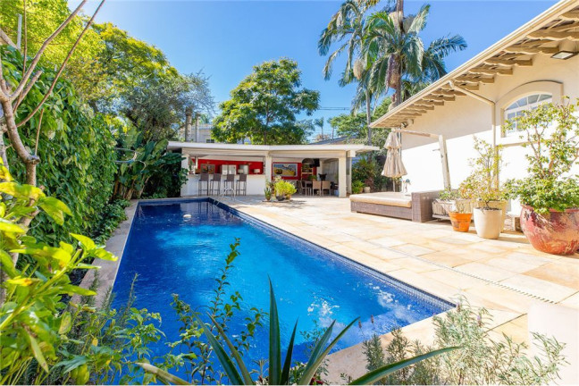 Imagem Casa com 5 Quartos à Venda, 413 m² em Alto De Pinheiros - São Paulo Imagem Casa com 5 Quartos à Venda, 413 m² em Alto De Pinheiros - São Paulo