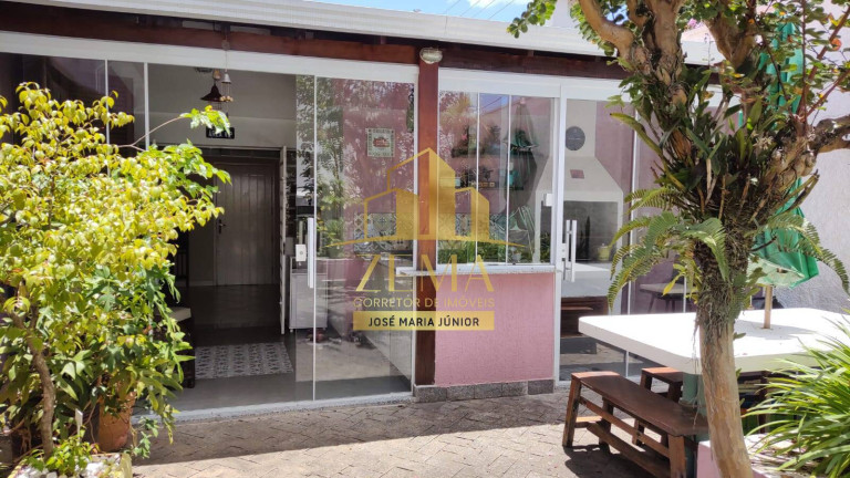 Imagem Casa com 3 Quartos à Venda, 250 m² em Vila Oliveira - Mogi Das Cruzes