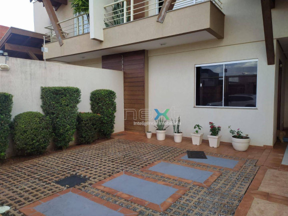 Imagem Sobrado com 3 Quartos à Venda, 143 m² em Parque Residencial Rita Vieira - Campo Grande
