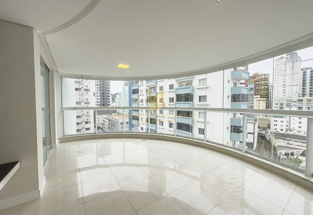 Imagem Apartamento com 3 Quartos à Venda, 138 m² em Centro - Balneário Camboriú Imagem Apartamento com 3 Quartos à Venda, 138 m² em Centro - Balneário Camboriú