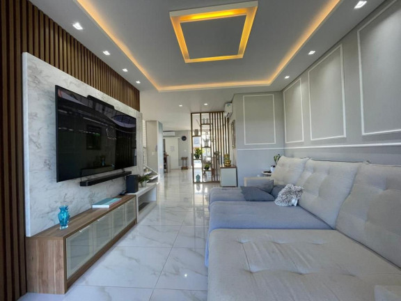 Imagem Casa com 3 Quartos à Venda, 289 m² em Santa Regina - Camboriú Imagem Casa com 3 Quartos à Venda, 289 m² em Santa Regina - Camboriú
