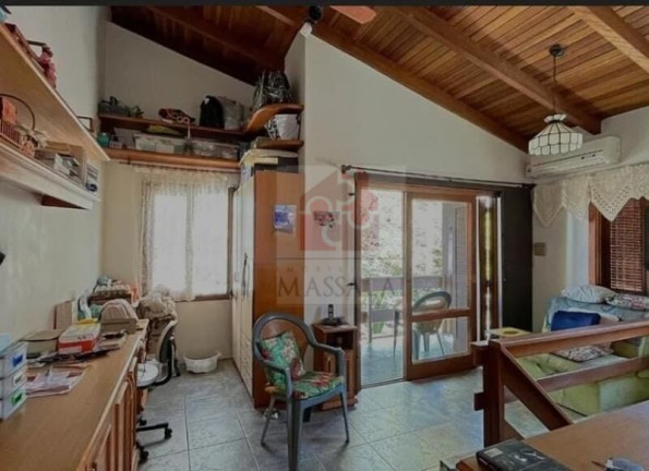 Imagem Casa com 3 Quartos à Venda, 178 m² em Santana - Porto Alegre Imagem Casa com 3 Quartos à Venda, 178 m² em Santana - Porto Alegre
