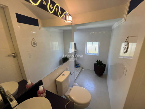 Imagem Sobrado com 3 Quartos à Venda, 231 m² em Barra Do Sai - Itapoá