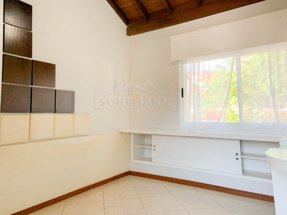 Imagem Casa com 3 Quartos à Venda, 239 m² em Itaguaçu - Florianópolis Imagem Casa com 3 Quartos à Venda, 239 m² em Itaguaçu - Florianópolis