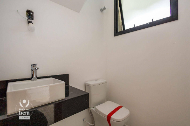 Imagem Sobrado com 3 Quartos à Venda, 112 m² em Santa Cândida - Curitiba