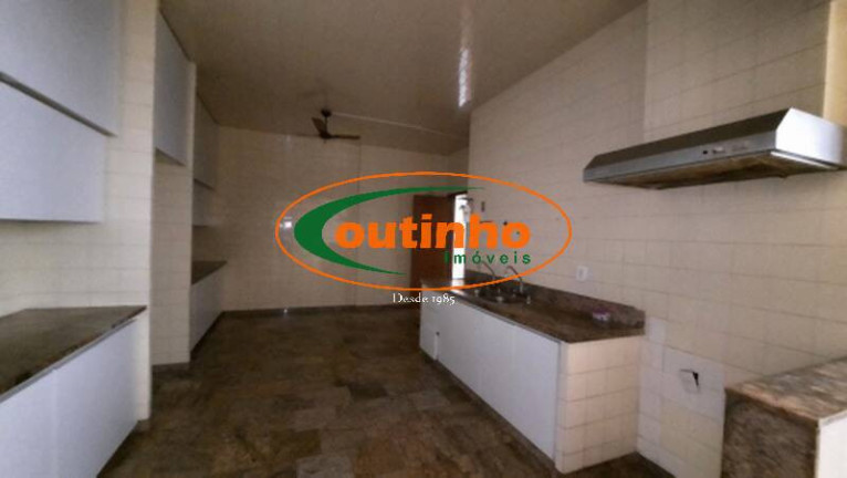 Imagem Apartamento com 3 Quartos à Venda, 180 m² em Vila Isabel - Rio De Janeiro Imagem Apartamento com 3 Quartos à Venda, 180 m² em Vila Isabel - Rio De Janeiro