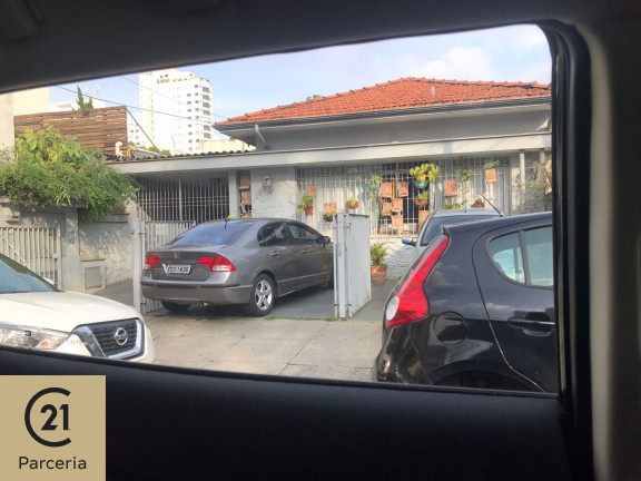 Sobrado com 5 Quartos para Alugar, 500 m² em Moema - São Paulo