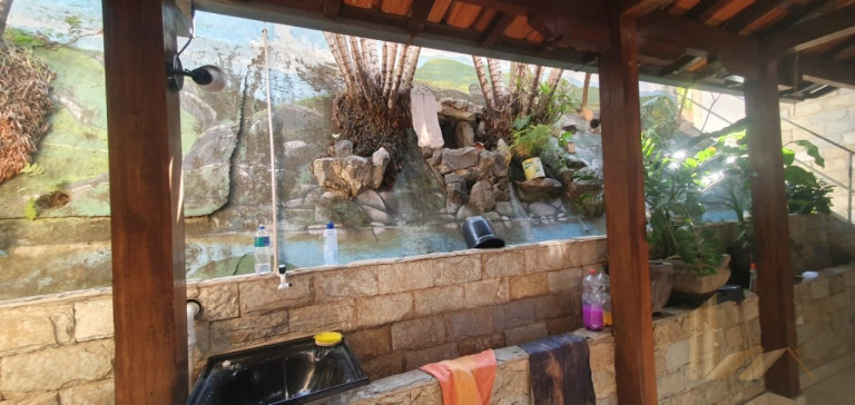 Imagem Casa com 6 Quartos à Venda, 280 m² em Vale Das Amendoeiras - Contagem Imagem Casa com 6 Quartos à Venda, 280 m² em Vale Das Amendoeiras - Contagem