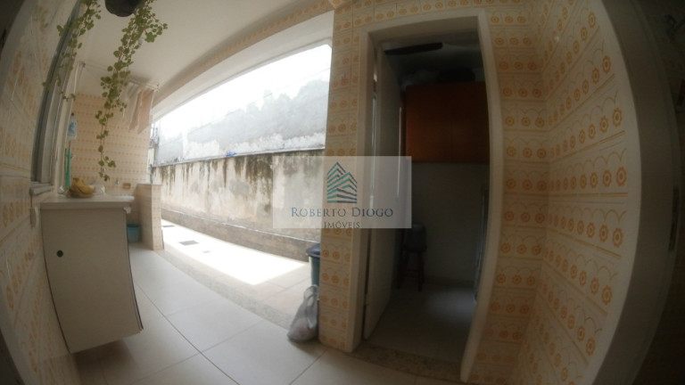Imagem Casa com 2 Quartos à Venda, 100 m² em São Francisco - Niterói Imagem Casa com 2 Quartos à Venda, 100 m² em São Francisco - Niterói