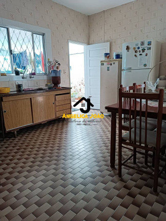 Imagem Casa com 2 Quartos à Venda, 315 m² em Vila Sao Jorge - São Vicente