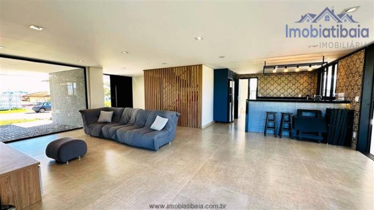 Imagem Chácara com 4 Quartos à Venda, 1.423 m² em Centro - Piracaia
