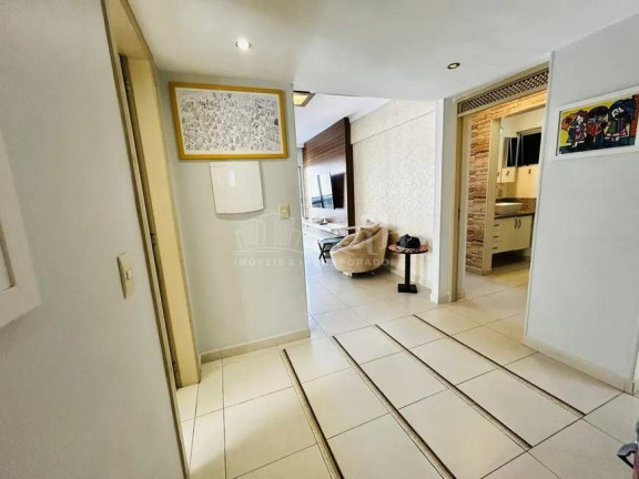 Imagem Apartamento com 3 Quartos à Venda, 103 m² em Centro - Balneário Camboriú