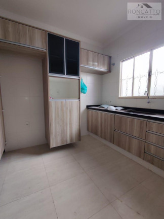 Imagem Casa com 3 Quartos à Venda, 300 m²