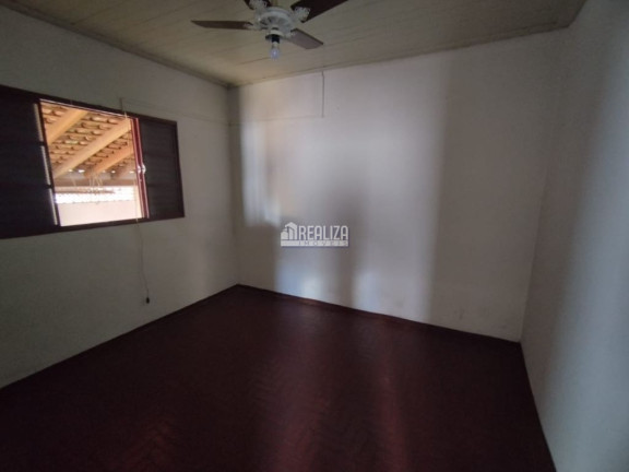 Imagem Casa com 4 Quartos à Venda, 350 m² em São Benedito - Uberaba Imagem Casa com 4 Quartos à Venda, 350 m² em São Benedito - Uberaba