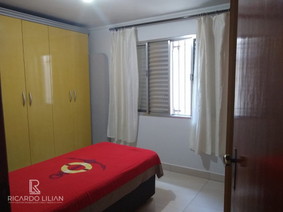 Imagem Sobrado com 4 Quartos à Venda, 240 m² em Jardim Cláudia - São Paulo Imagem Sobrado com 4 Quartos à Venda, 240 m² em Jardim Cláudia - São Paulo