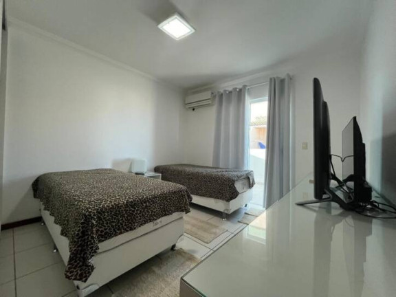 Imagem Cobertura com 3 Quartos à Venda, 130 m² em Centro - São Pedro Da Aldeia
