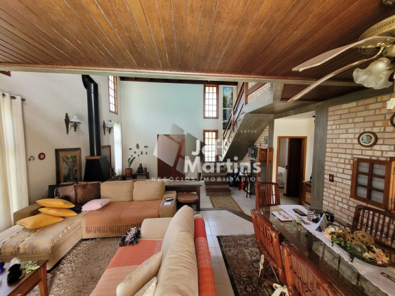 Imagem Casa com 3 Quartos à Venda, 218 m² em Campeche - Florianópolis Imagem Casa com 3 Quartos à Venda, 218 m² em Campeche - Florianópolis