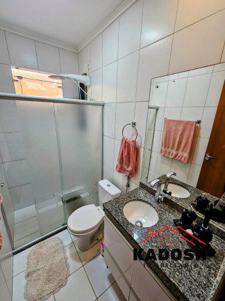 Imagem Casa com 3 Quartos à Venda, 200 m² em Sim - Feira De Santana Imagem Casa com 3 Quartos à Venda, 200 m² em Sim - Feira De Santana