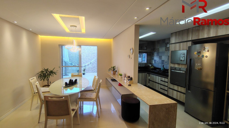 Imagem Casa com 3 Quartos à Venda, 127 m² em Centro - Eusébio Imagem Casa com 3 Quartos à Venda, 127 m² em Centro - Eusébio